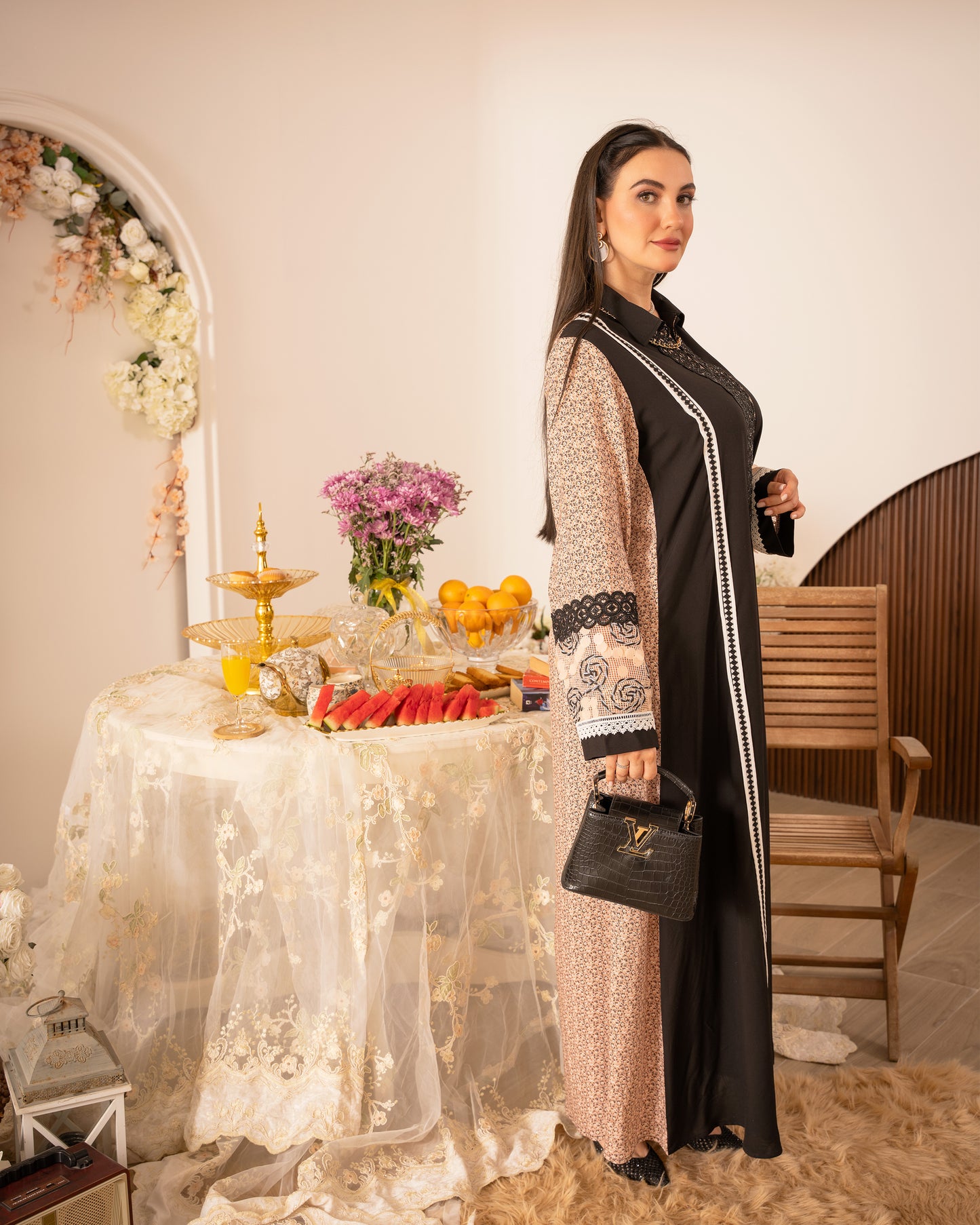 Elegant Noir Crochet Jalabiya